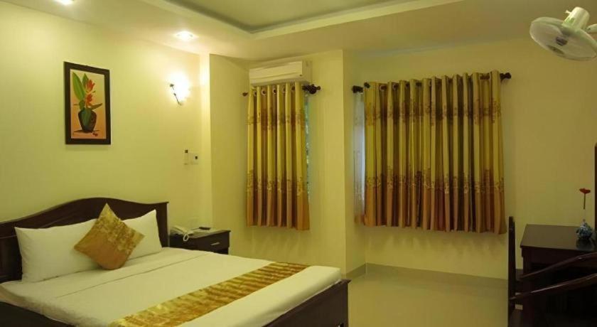 Nui Thanh Hotel Bandar Ho Chi Minh Luaran gambar