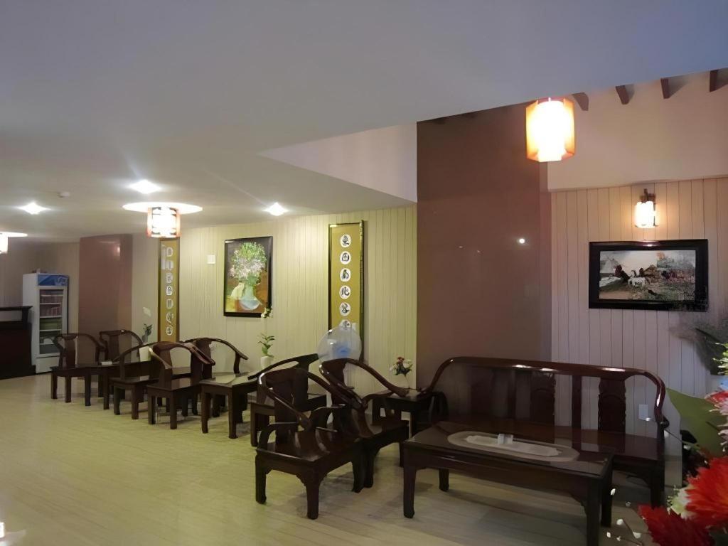 Nui Thanh Hotel Bandar Ho Chi Minh Luaran gambar